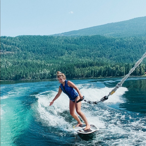 Meet your Posher, Chantelle - Picture 1 of 1